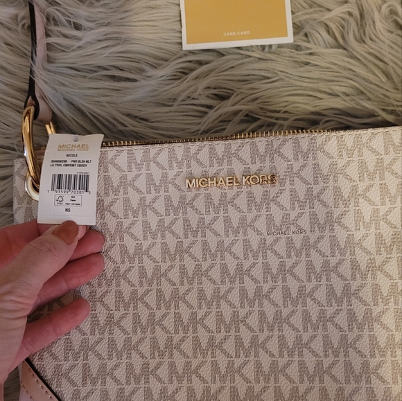 Michael Kors crossbody NWT - Picture 2 of 6